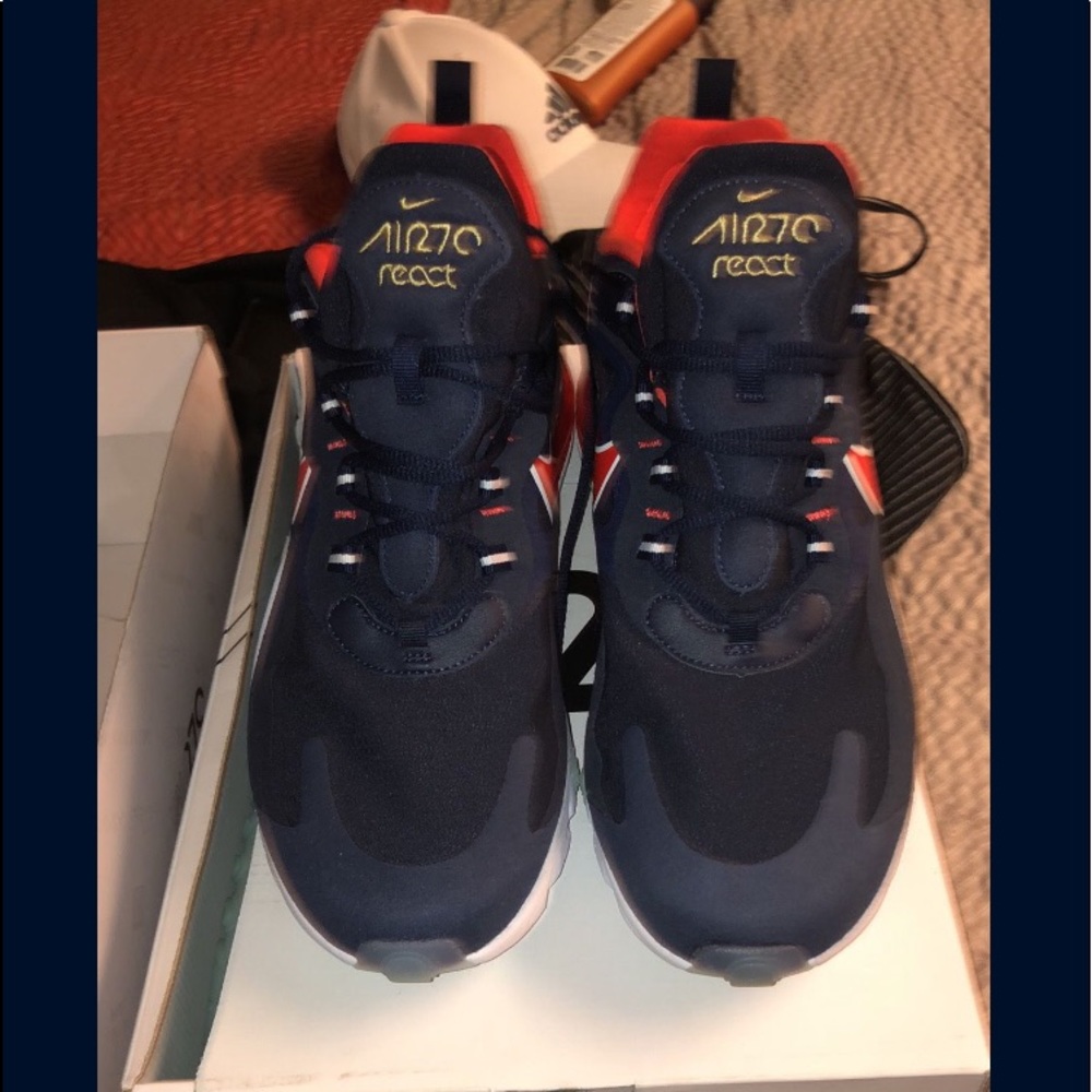 Men’s Nike athletic shoes